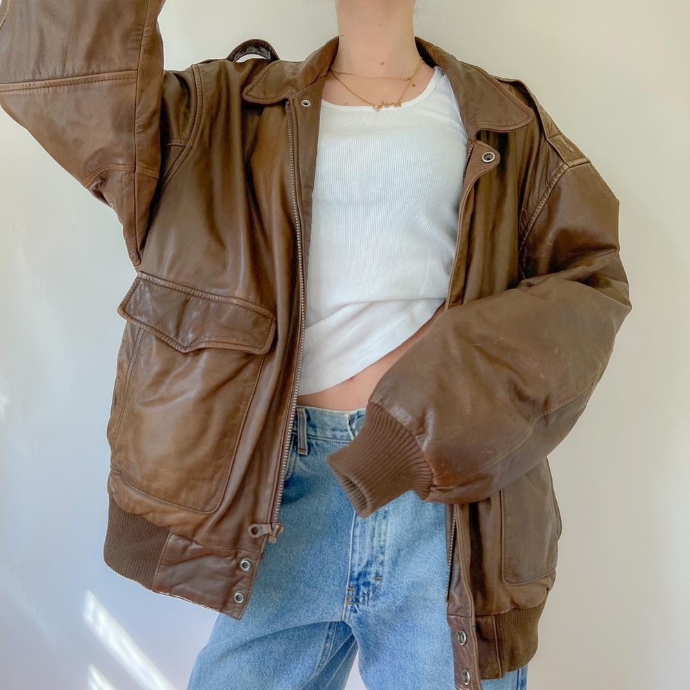 Vintage 80s/90s Chocolate Brown Collared Leather Aviator Bomber Jacket ✨